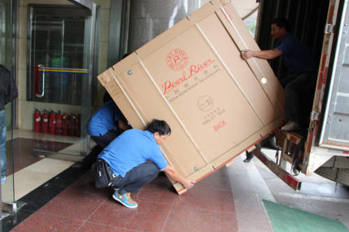 崖州钢琴贵重工艺品无忧运